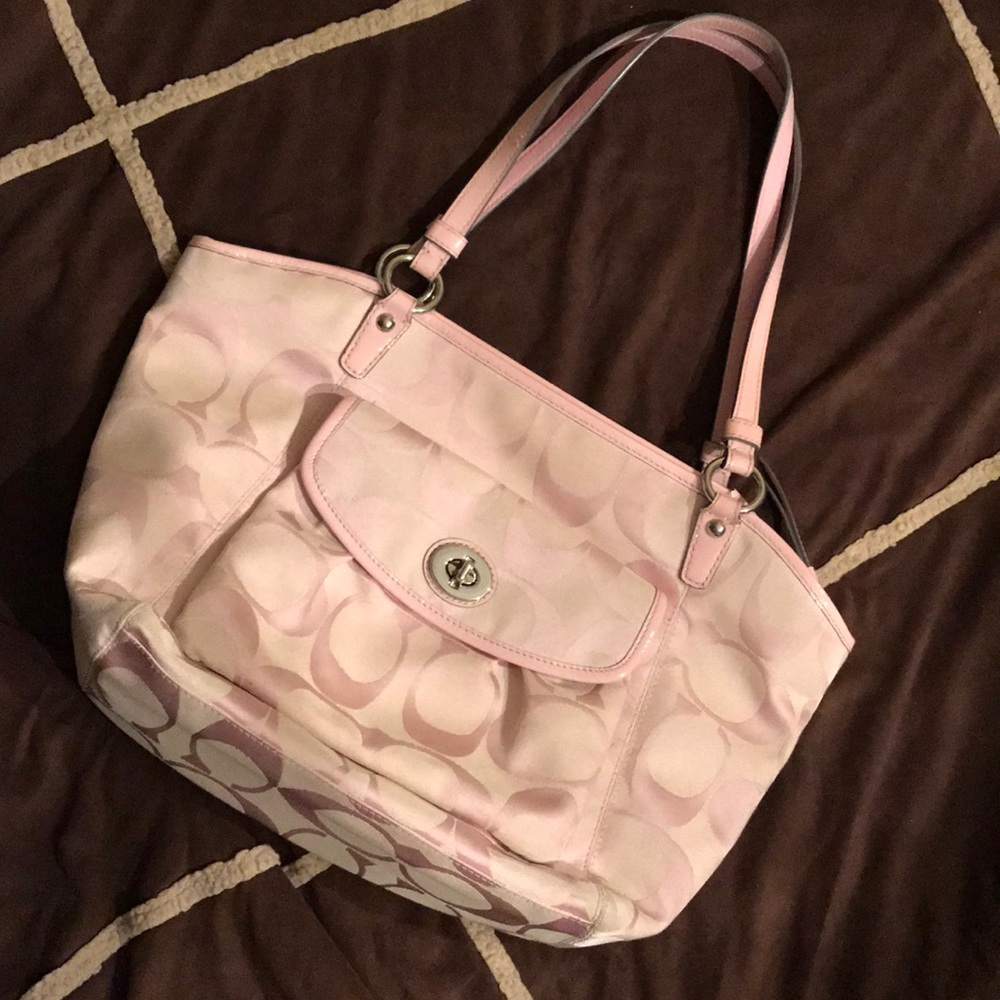 Coach pink shoulder bag